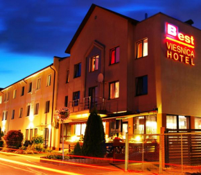  Hotel BEST with FREE PARKING  Рига